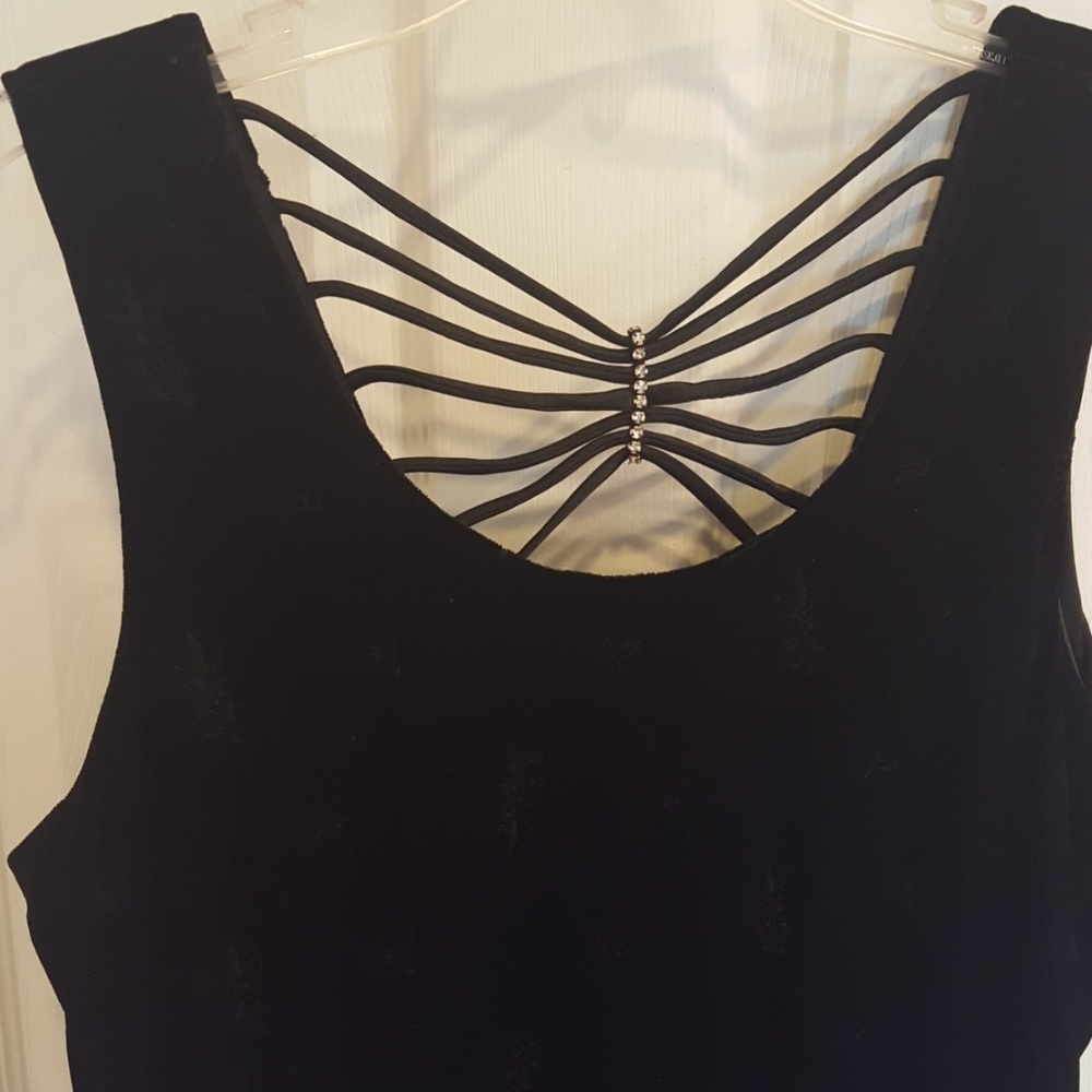 Dress - Picture 3 of 3